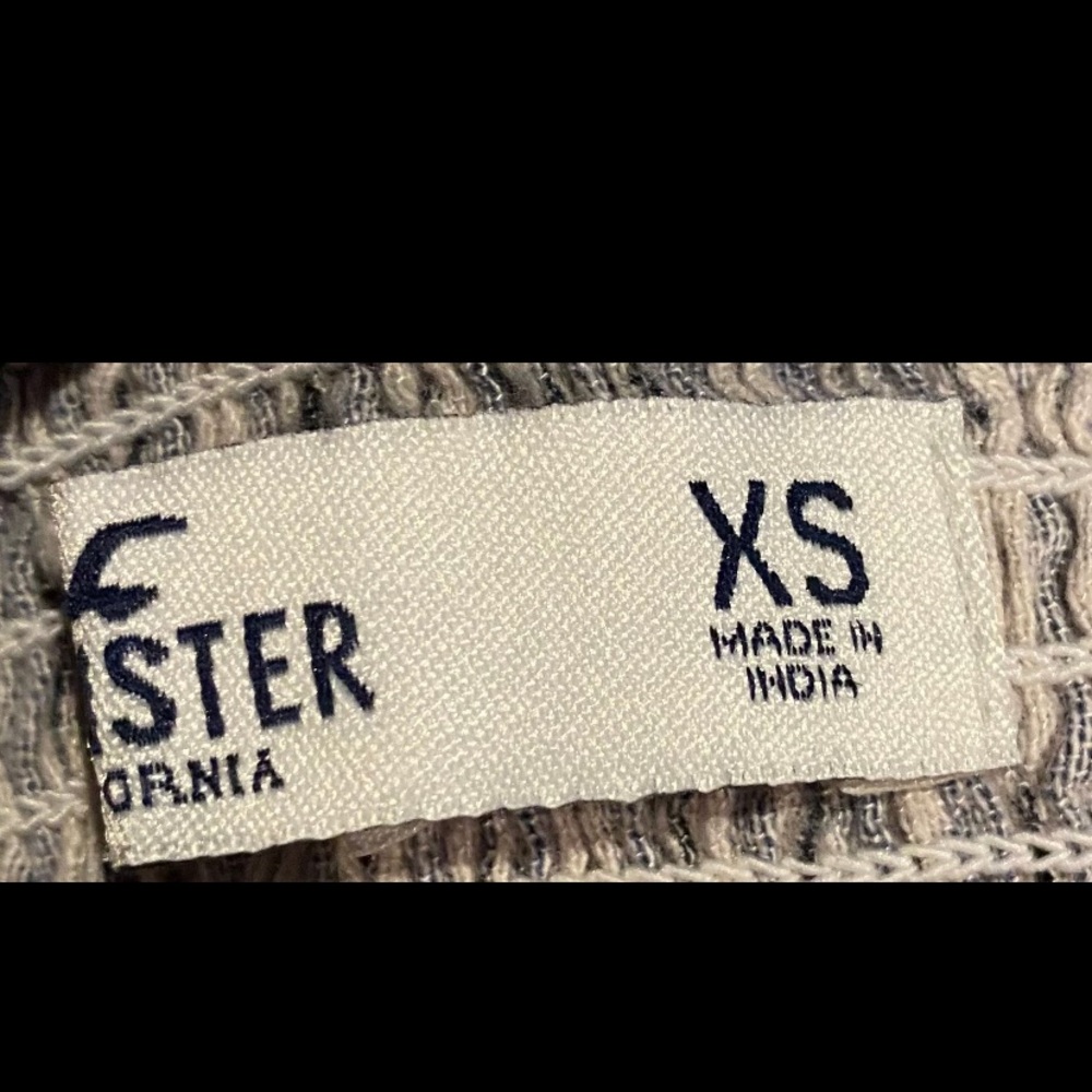 Hollister tank top - Picture 4 of 4